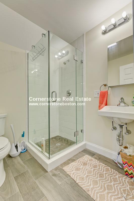 5 bed, 2 bath apartment for rent at 28 Hillside St Unit 1, Mission Hill — photo 13 of 39