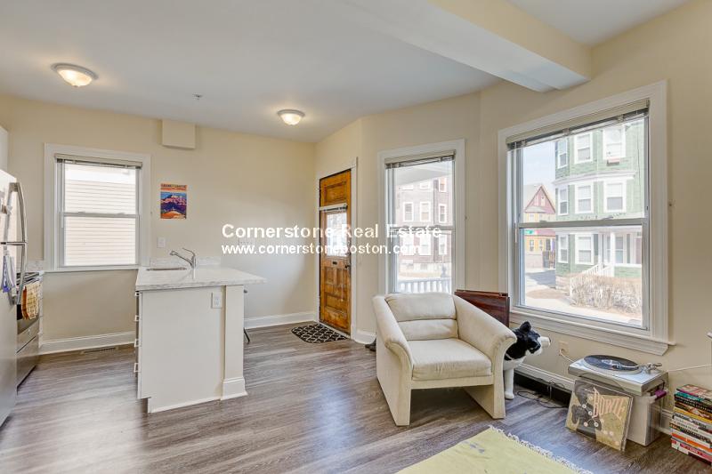 5 bed, 2 bath apartment for rent at 28 Hillside St Unit 1, Mission Hill — photo 21 of 39