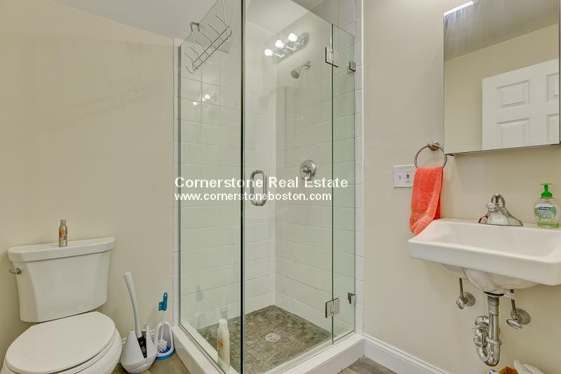 5 bed, 2 bath apartment for rent at 28 Hillside St Unit 1, Mission Hill — photo 2 of 39