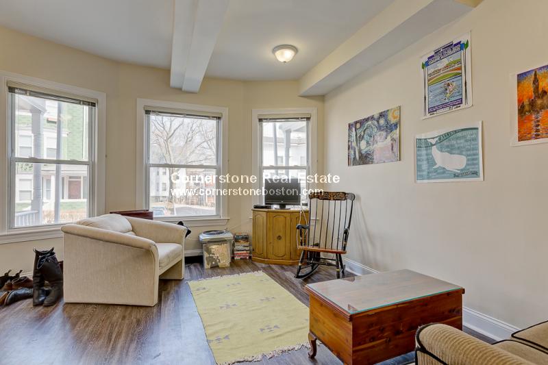 5 bed, 2 bath apartment for rent at 28 Hillside St Unit 1, Mission Hill — photo 20 of 39