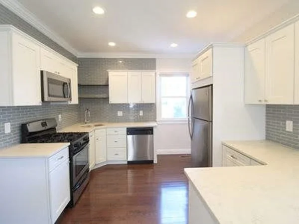 5 bed, 3 bath apartment for rent at 28 Holton St Unit A, Allston — photo 7 of 21