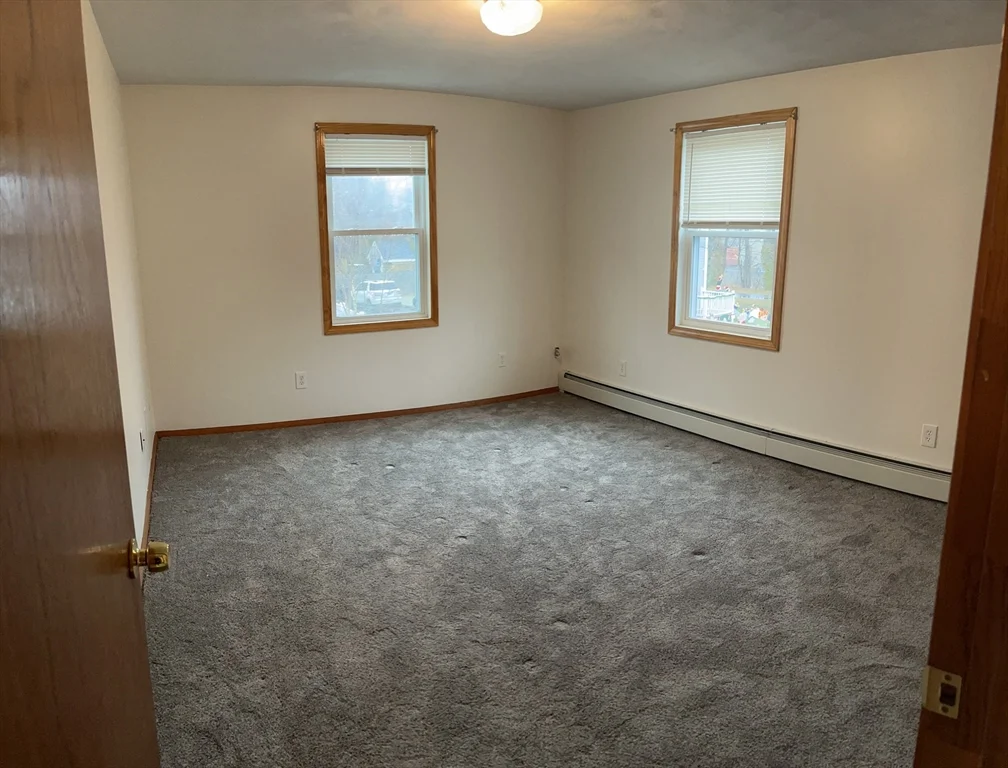 3 bed, 1 bath apartment for rent at 28 Hope St Unit 2, Warren — photo 8 of 16