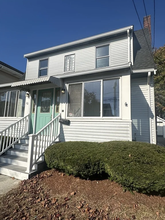 3 bed, 1 bath apartment for rent at 28 Hovey St, Quincy