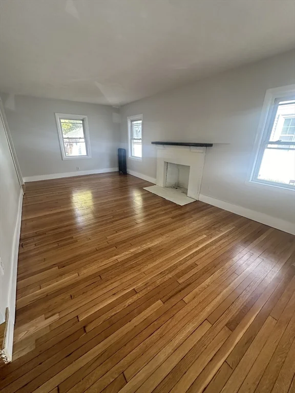 3 bed, 1 bath apartment for rent at 28 Hovey St, Quincy — photo 8 of 18