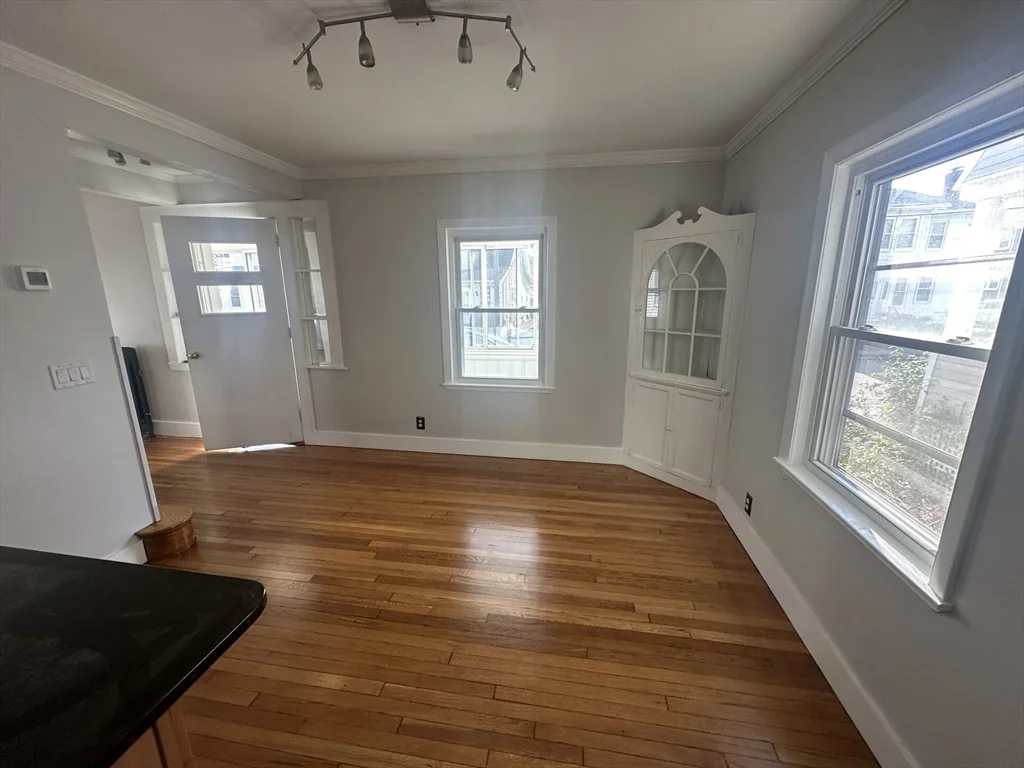 3 bed, 1 bath apartment for rent at 28 Hovey St, Quincy — photo 7 of 18