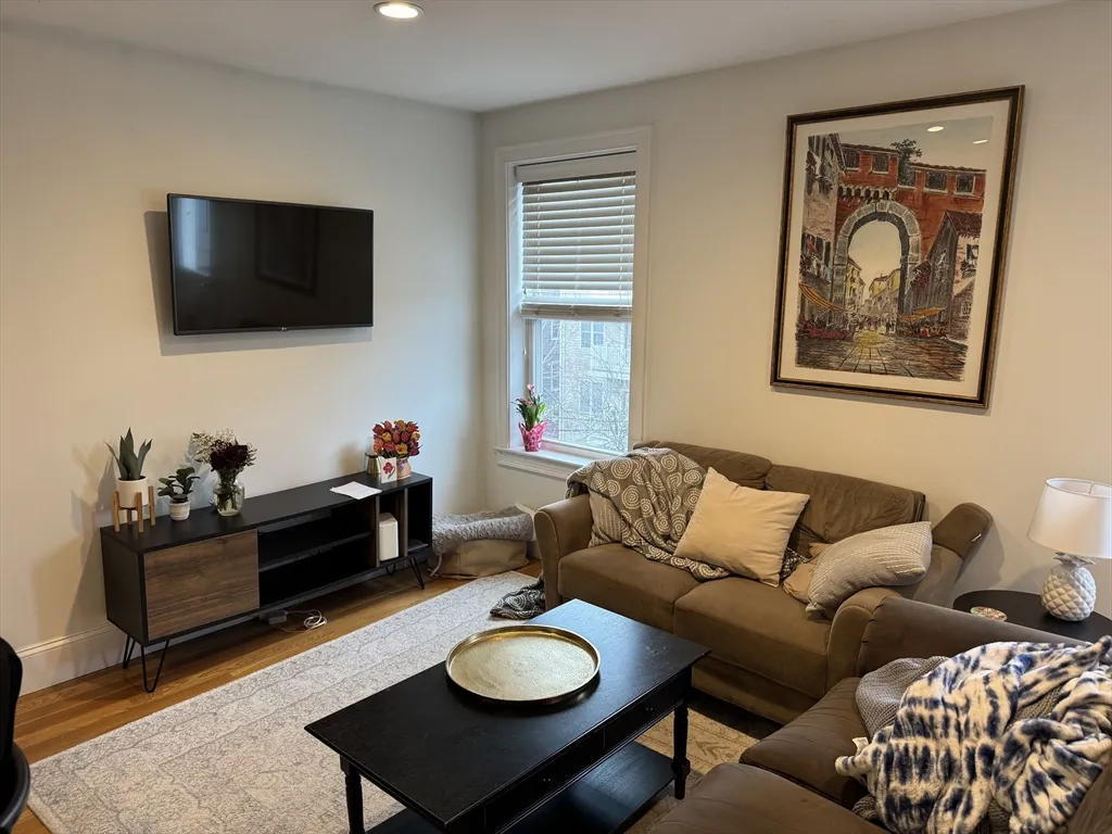 3 bed, 2 bath apartment for rent at 28 Howell St Unit 3, Dorchester