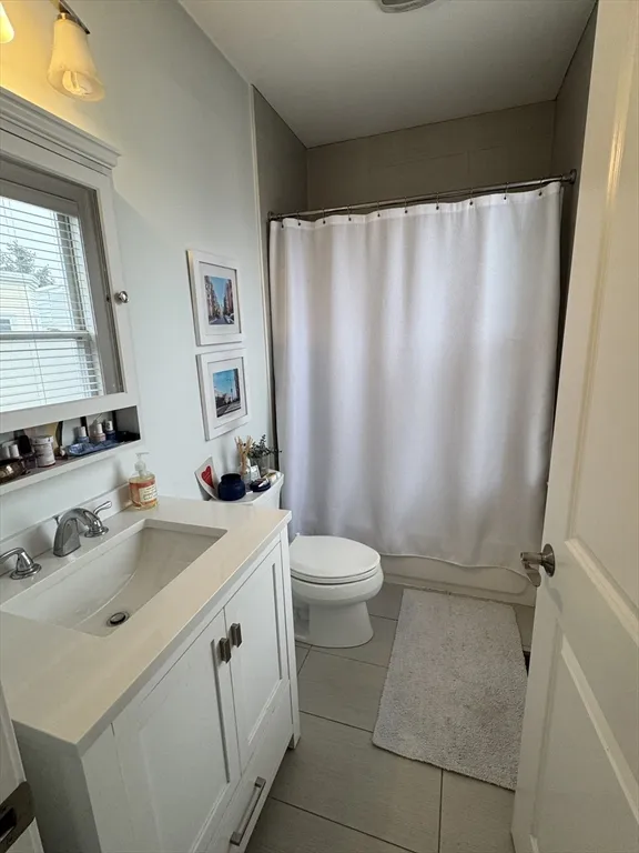 3 bed, 2 bath apartment for rent at 28 Howell St Unit 3, Dorchester — photo 11 of 11