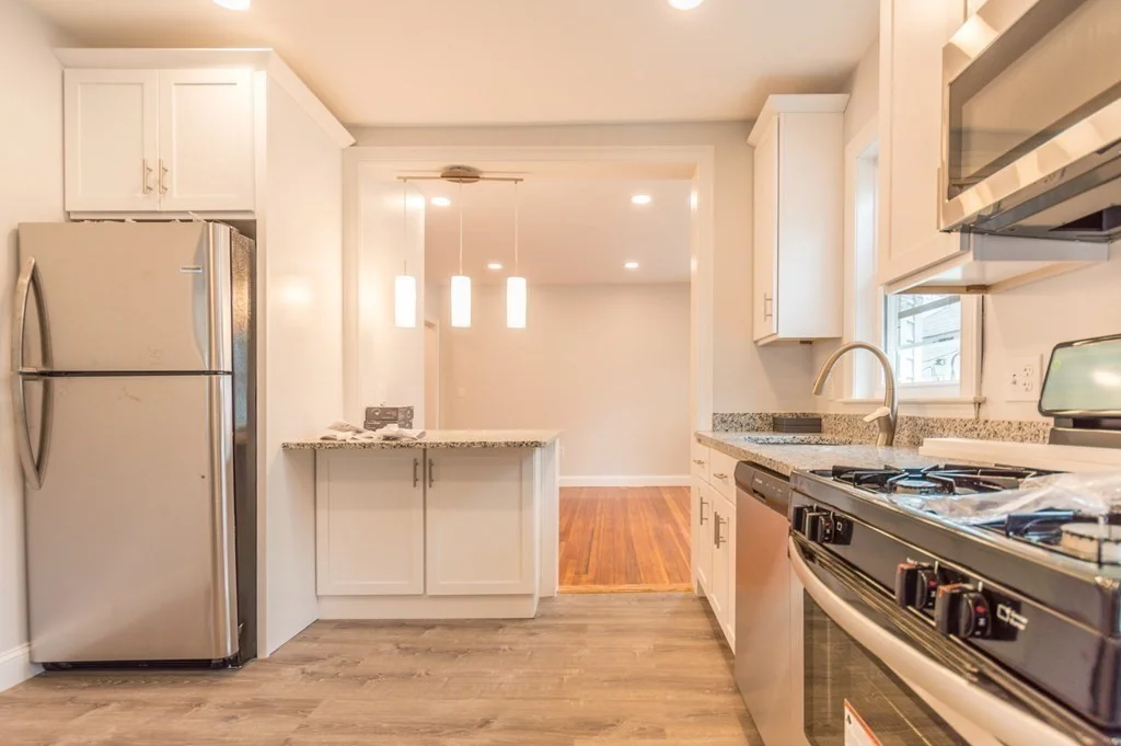 3.5 bed, 2 bath apartment for rent at 28 Hunnewell Ave Unit 2, Oak Square — photo 6 of 14