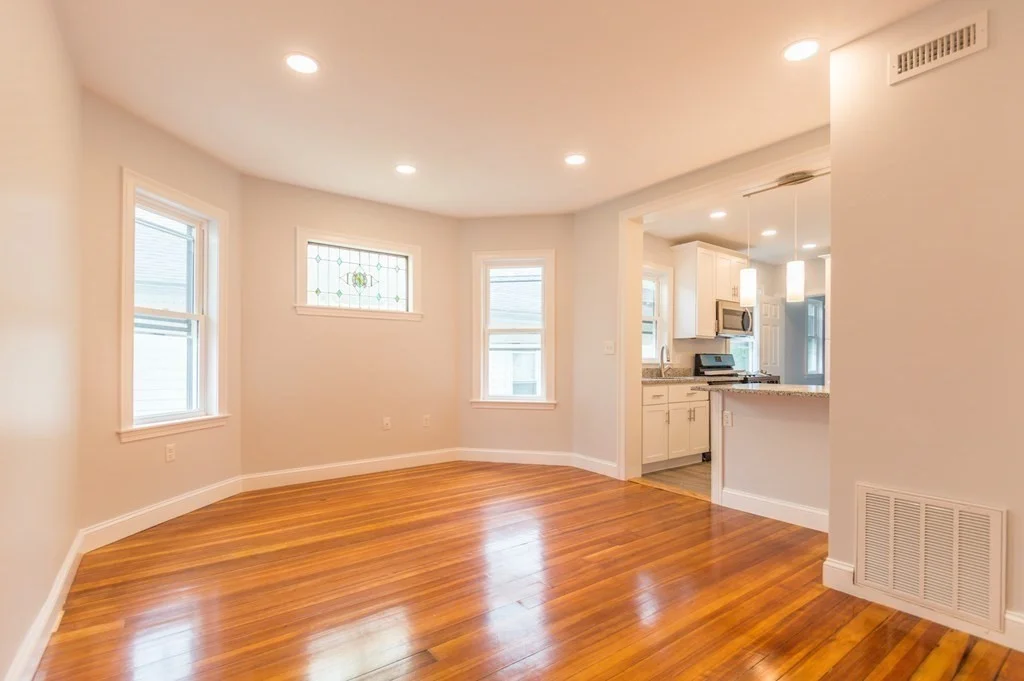 3.5 bed, 2 bath apartment for rent at 28 Hunnewell Ave Unit 2, Oak Square — photo 4 of 14