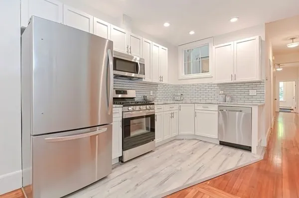 3 bed, 2 bath apartment for rent at 28 Inman St Unit 1, Mid-Cambridge — photo 8 of 29