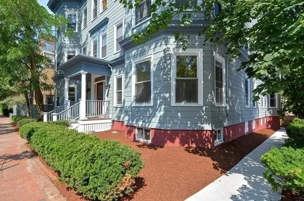 3 bed, 2 bath apartment for rent at 28 Inman St Unit 1, Mid-Cambridge — photo 26 of 29