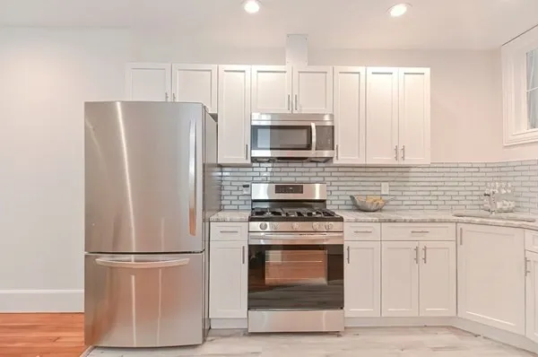 3 bed, 2 bath apartment for rent at 28 Inman St Unit 1, Mid-Cambridge — photo 9 of 29