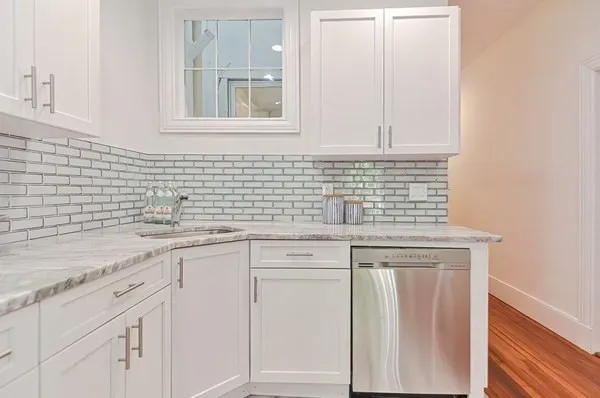 3 bed, 2 bath apartment for rent at 28 Inman St Unit 1, Mid-Cambridge — photo 7 of 29