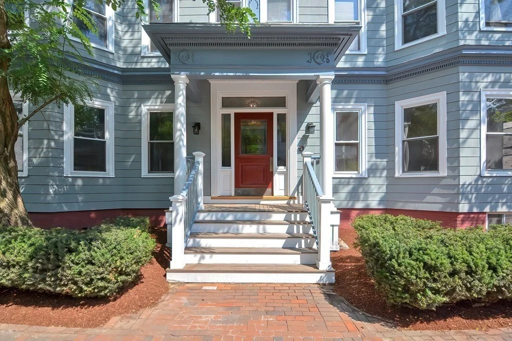 4 bed, 2 bath apartment for rent at 28 Inman St Unit 2, Mid-Cambridge