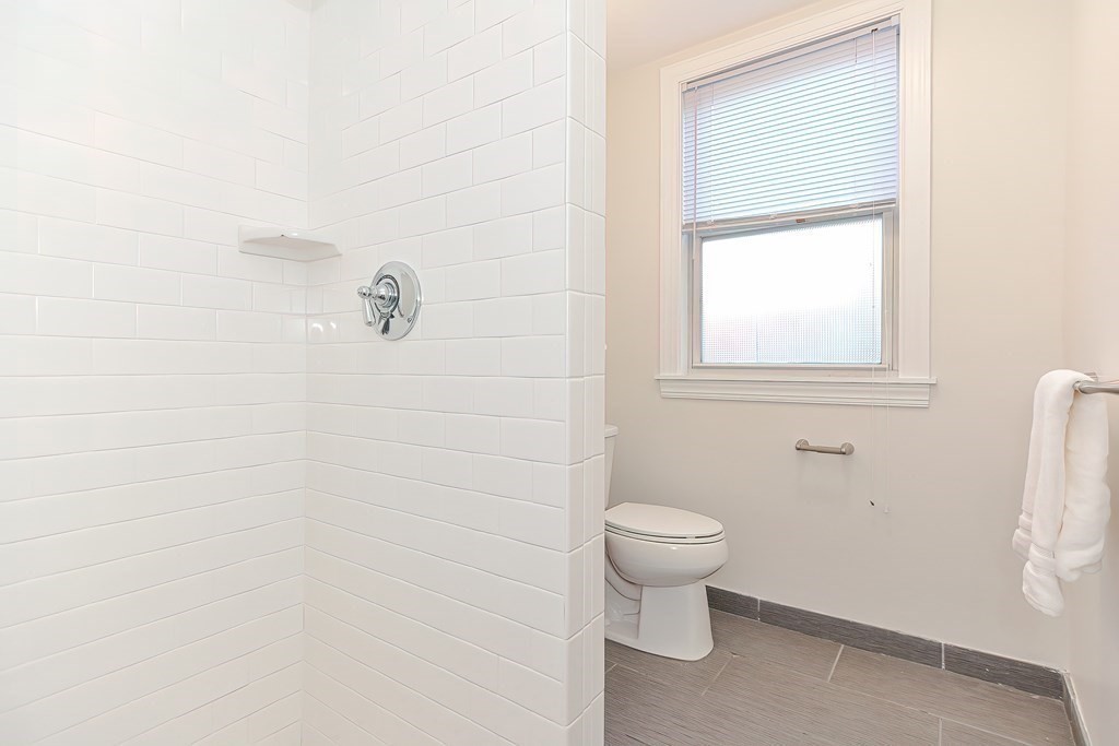 4 bed, 3 bath apartment for rent at 28 Inman St Unit 5, Central Square — photo 10 of 15