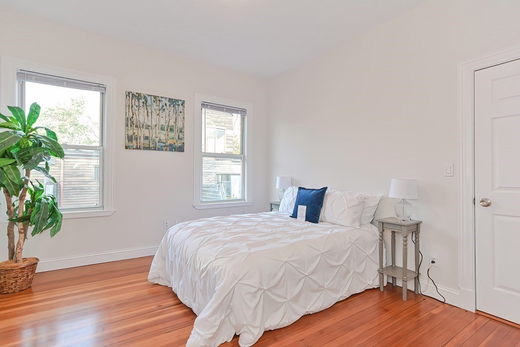 4 bed, 3 bath apartment for rent at 28 Inman St Unit 5, Central Square — photo 11 of 15