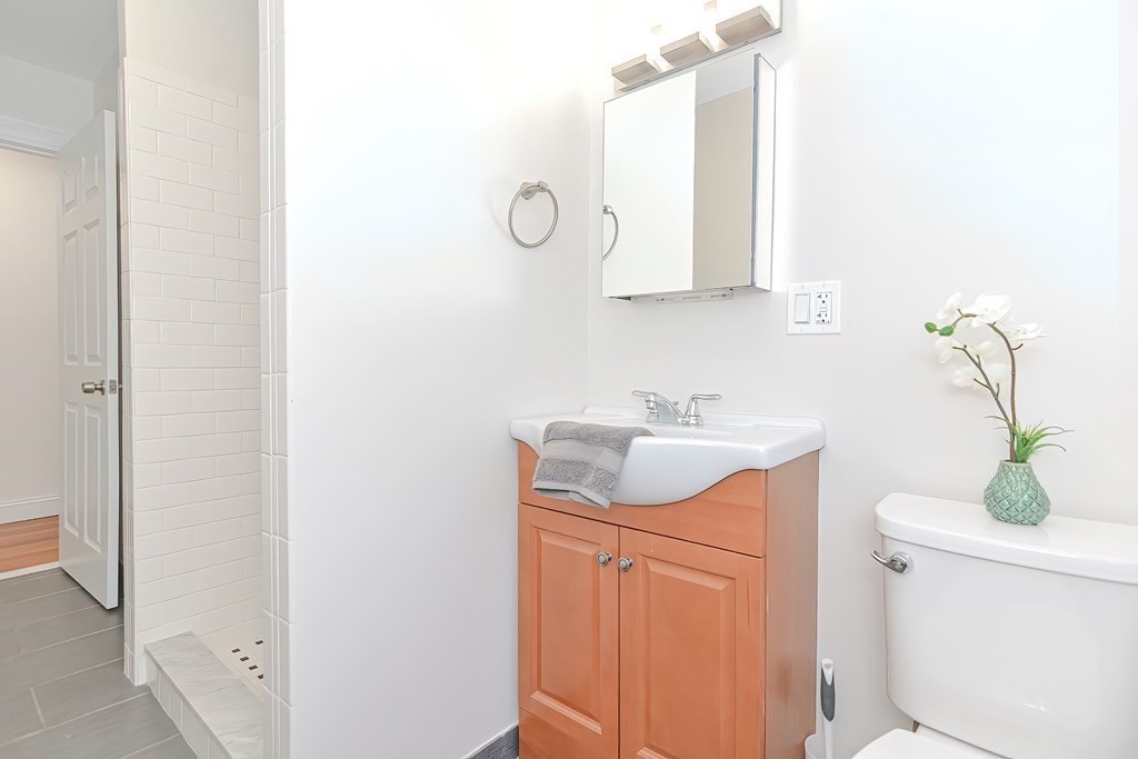 4 bed, 3 bath apartment for rent at 28 Inman St Unit 5, Central Square — photo 9 of 15