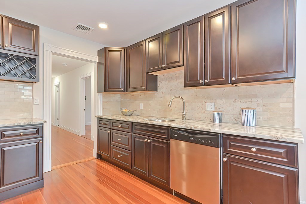4 bed, 3 bath apartment for rent at 28 Inman St Unit 5, Central Square — photo 4 of 15
