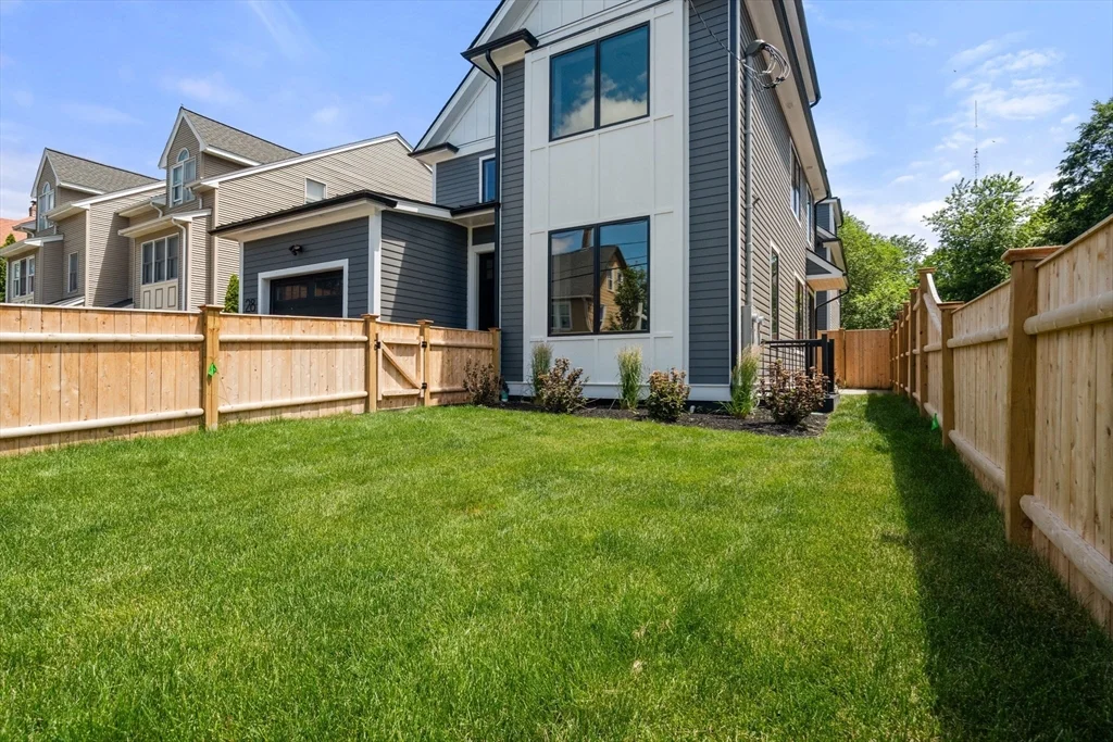 5 bed, 4+ bath apartment for rent at 28 Keefe Ave Unit 28, Newton Upper Falls — photo 31 of 36