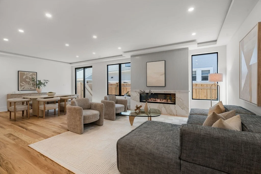 5 bed, 4+ bath apartment for rent at 28 Keefe Ave Unit 28, Newton Upper Falls — photo 12 of 36