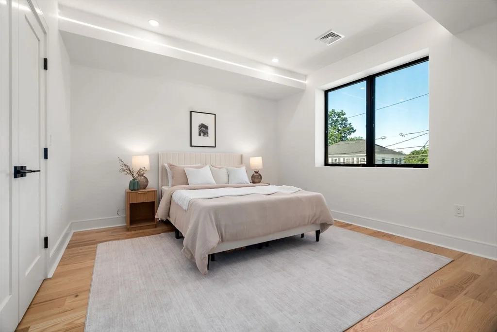 5 bed, 4+ bath apartment for rent at 28 Keefe Ave Unit 28, Newton Upper Falls — photo 19 of 36