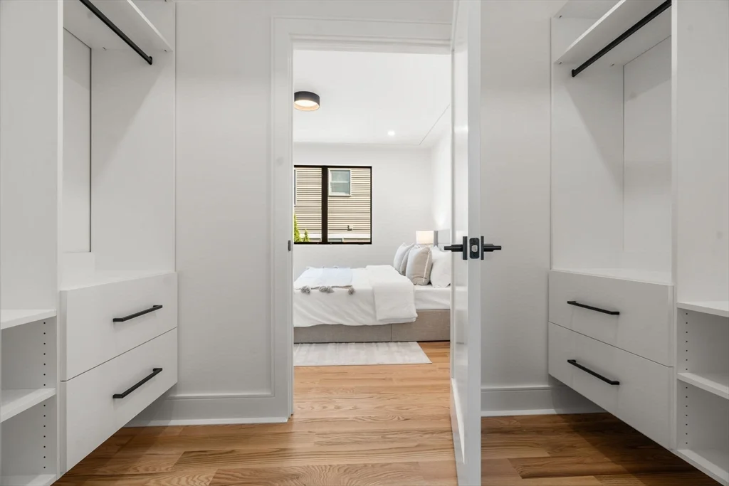 5 bed, 4+ bath apartment for rent at 28 Keefe Ave Unit 28, Newton Upper Falls — photo 16 of 36