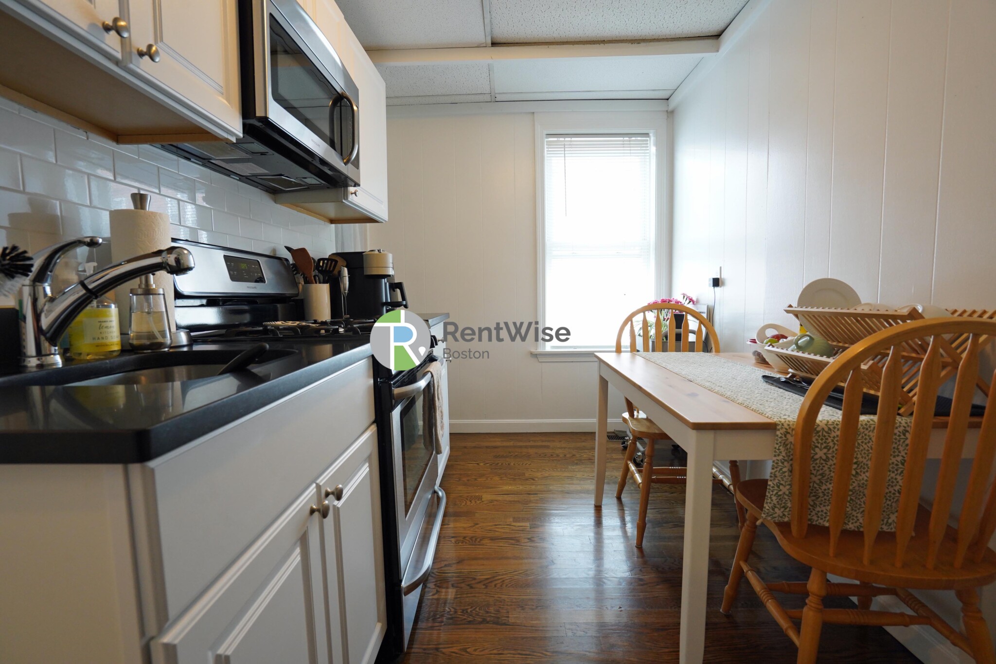 Studio bed, 1 bath apartment for rent at 28 L St Unit 1, South Boston — photo 5 of 15