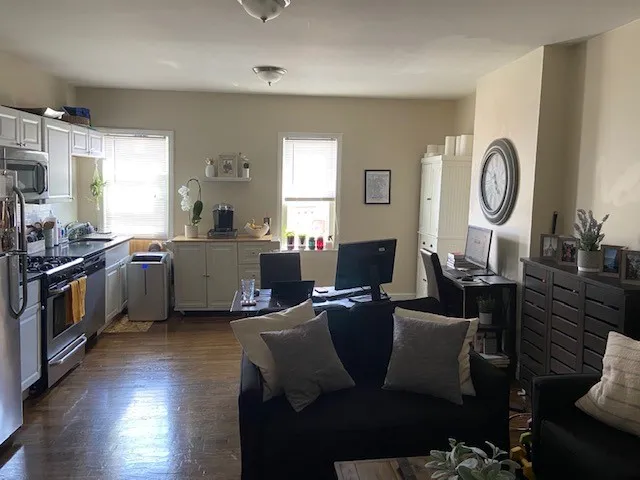 1 bed, 1 bath apartment for rent at 28 L St Unit 2, South Boston — photo 5 of 12