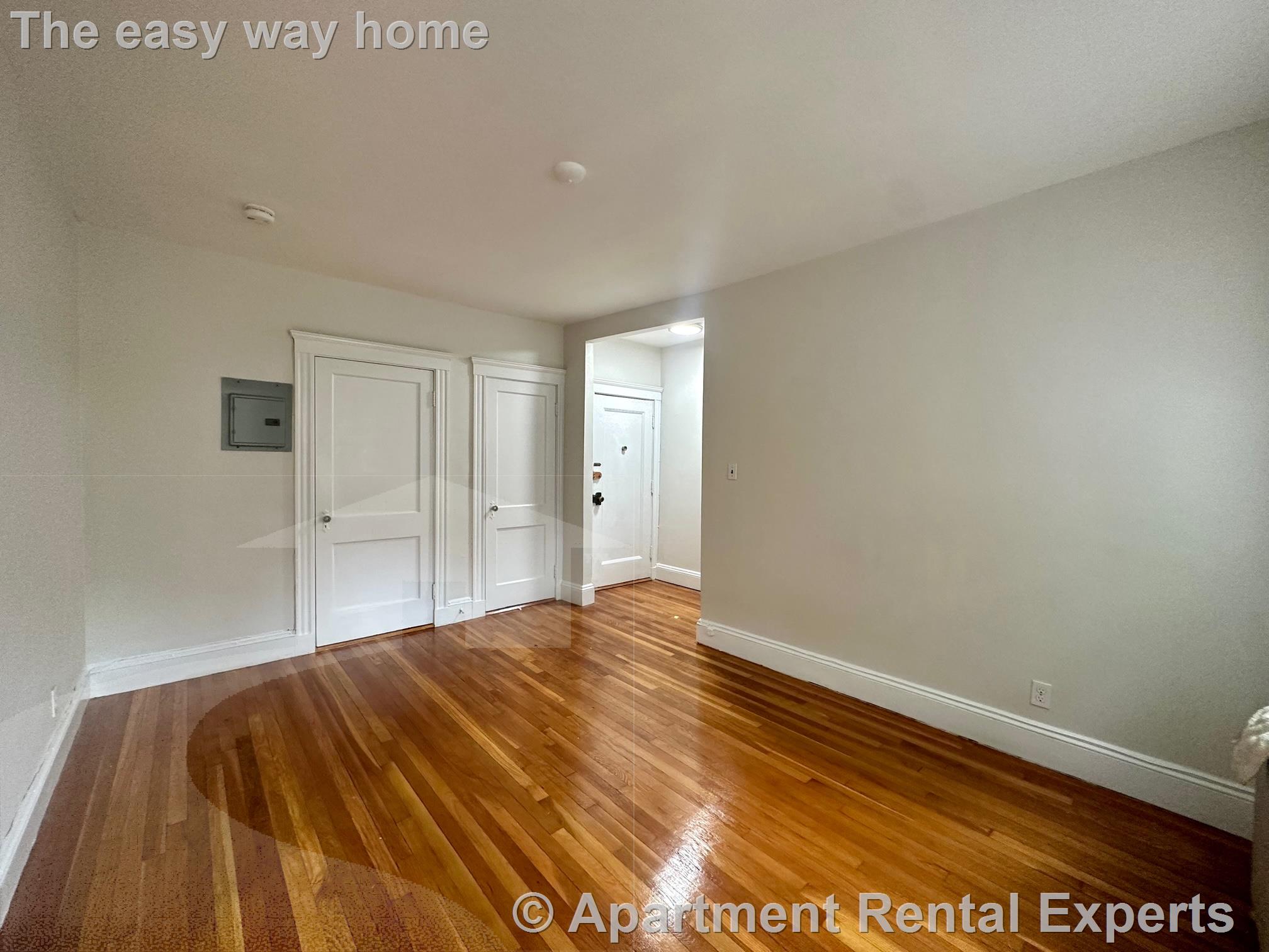 Studio bed, 1 bath apartment for rent at 28 Langdon St Unit 11, Harvard Square — photo 4 of 14