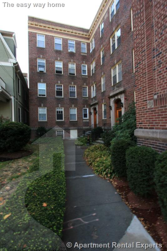 Studio bed, 1 bath apartment for rent at 28 Langdon St Unit 11, Harvard Square — photo 11 of 14