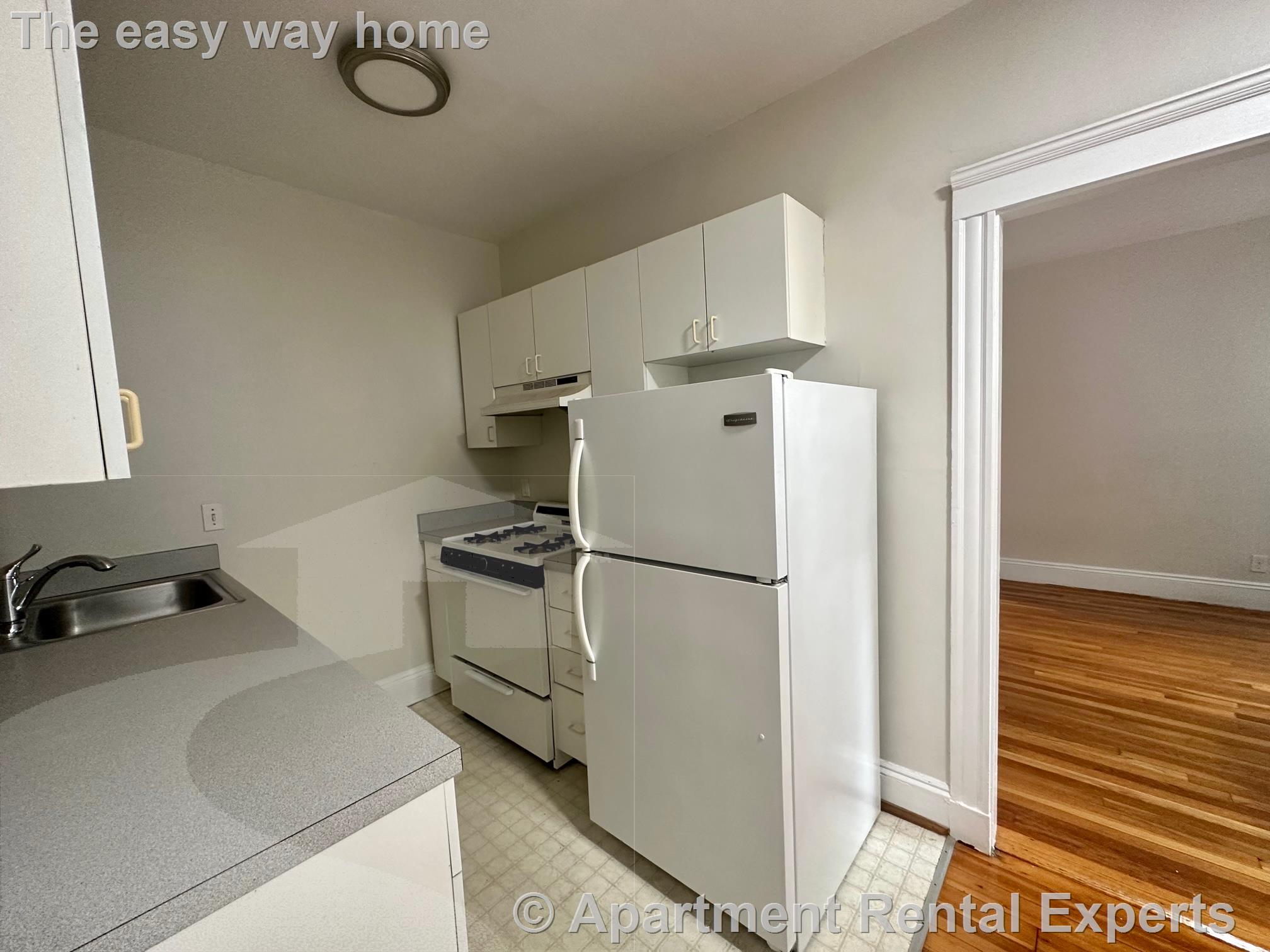 Studio bed, 1 bath apartment for rent at 28 Langdon St Unit 11, Harvard Square — photo 8 of 14