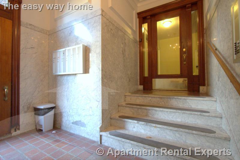 Studio bed, 1 bath apartment for rent at 28 Langdon St Unit 3, Harvard Square — photo 2 of 6