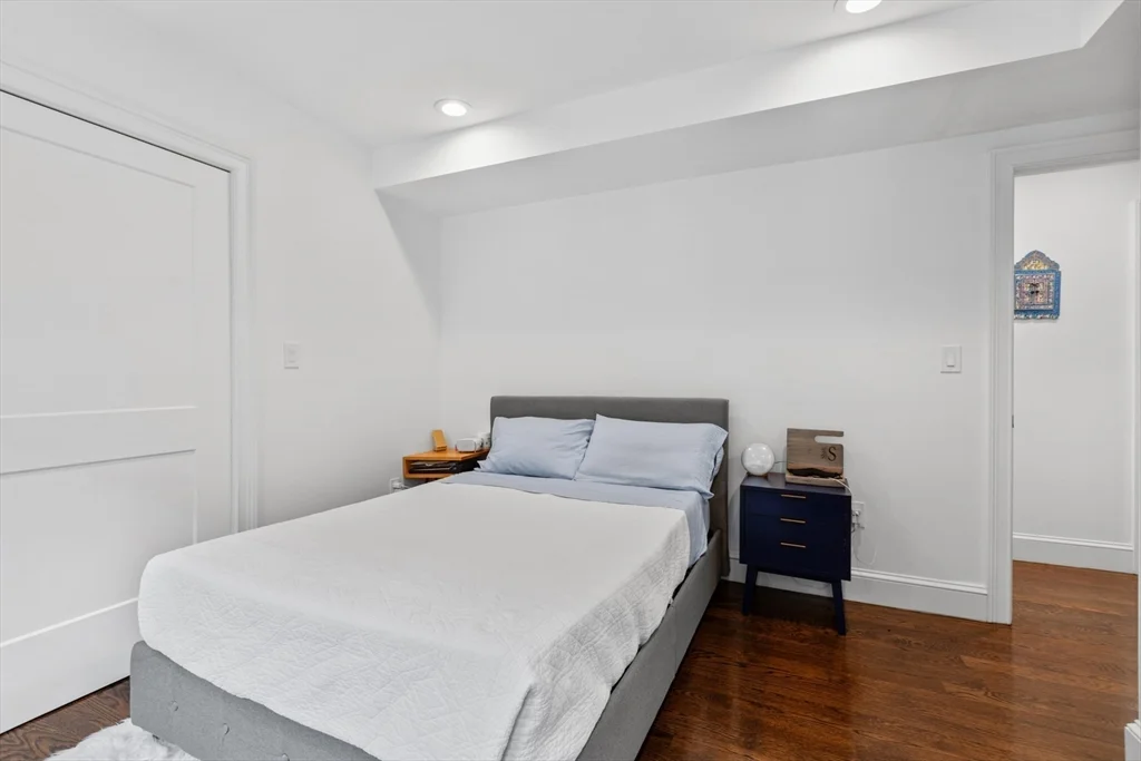 3 bed, 2 bath apartment for rent at 28 Leland St Unit 2, Jamaica Plain — photo 12 of 24
