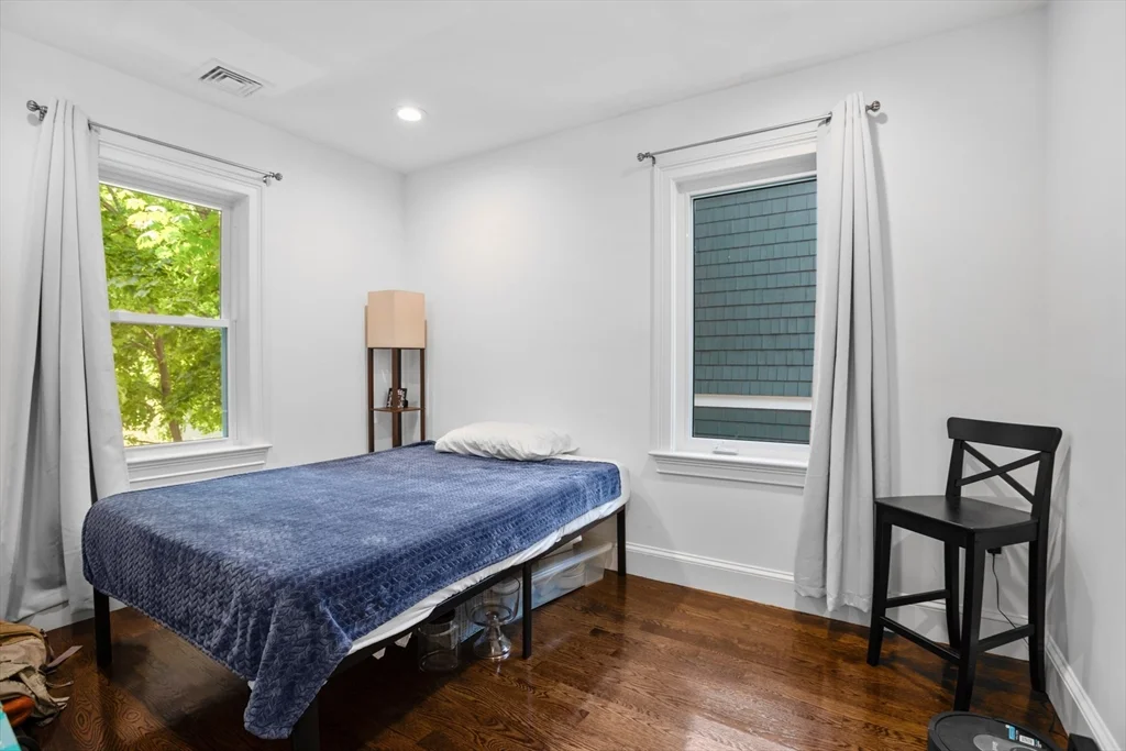 3 bed, 2 bath apartment for rent at 28 Leland St Unit 2, Jamaica Plain — photo 16 of 24