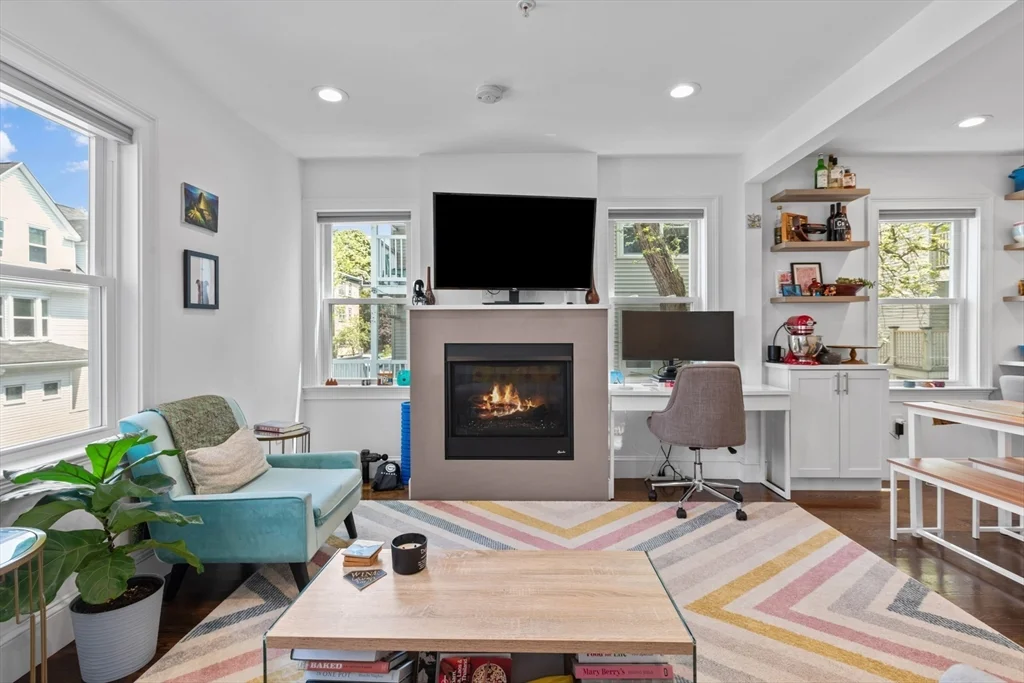 3 bed, 2 bath apartment for rent at 28 Leland St Unit 2, Jamaica Plain — photo 2 of 24