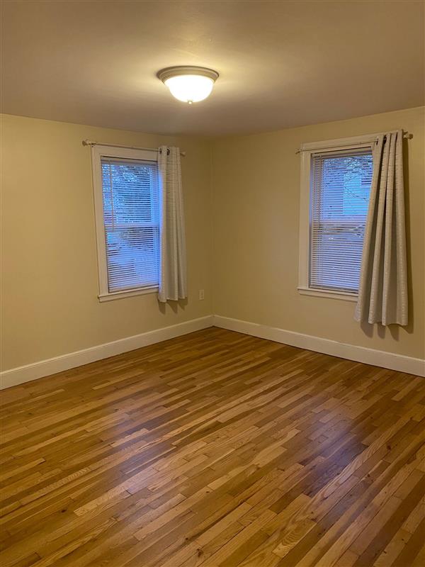 2 bed, 1 bath apartment for rent at 28 Linden Ave Unit 1, Spring Hill — photo 3 of 9