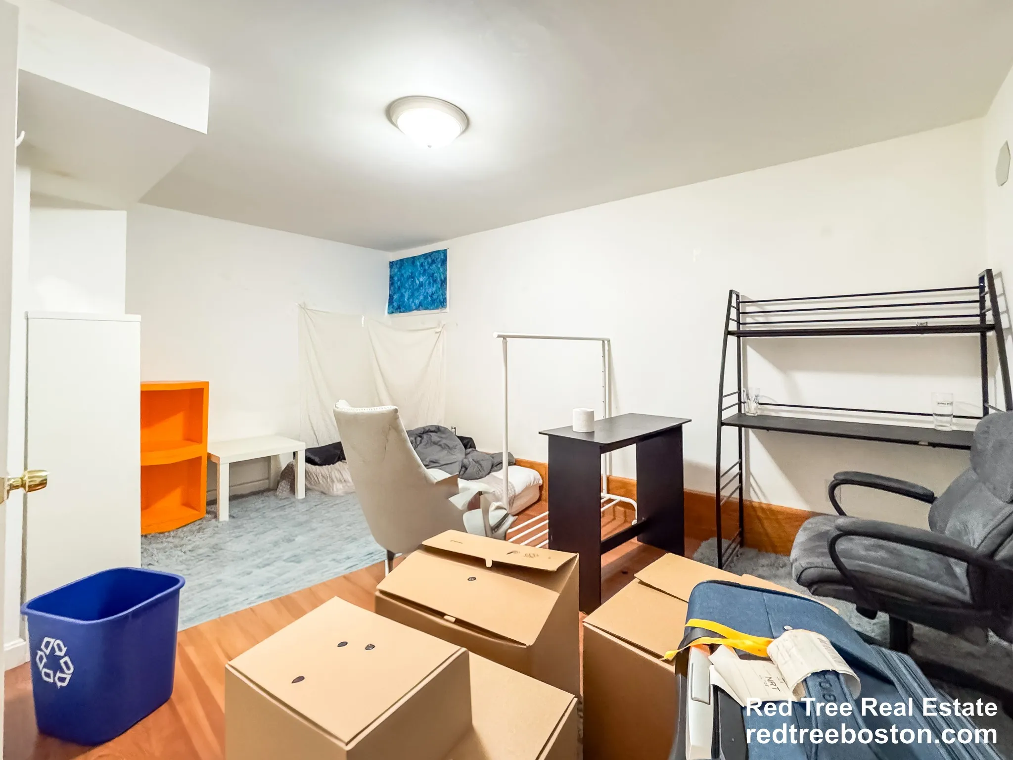 5 bed, 2 bath apartment for rent at 28 Linden St Unit 1, Allston — photo 13 of 18