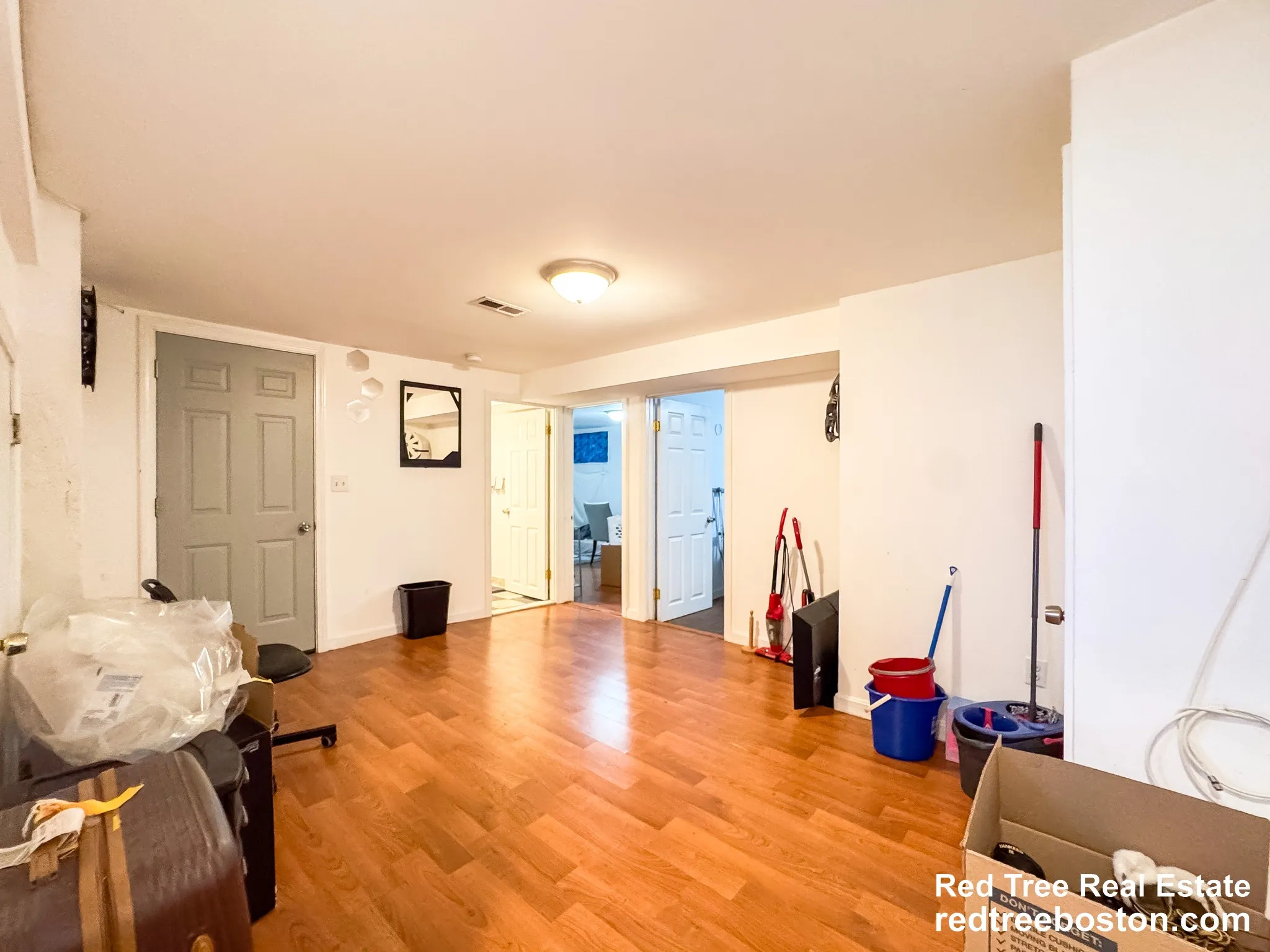 5 bed, 2 bath apartment for rent at 28 Linden St Unit 1, Allston — photo 11 of 18