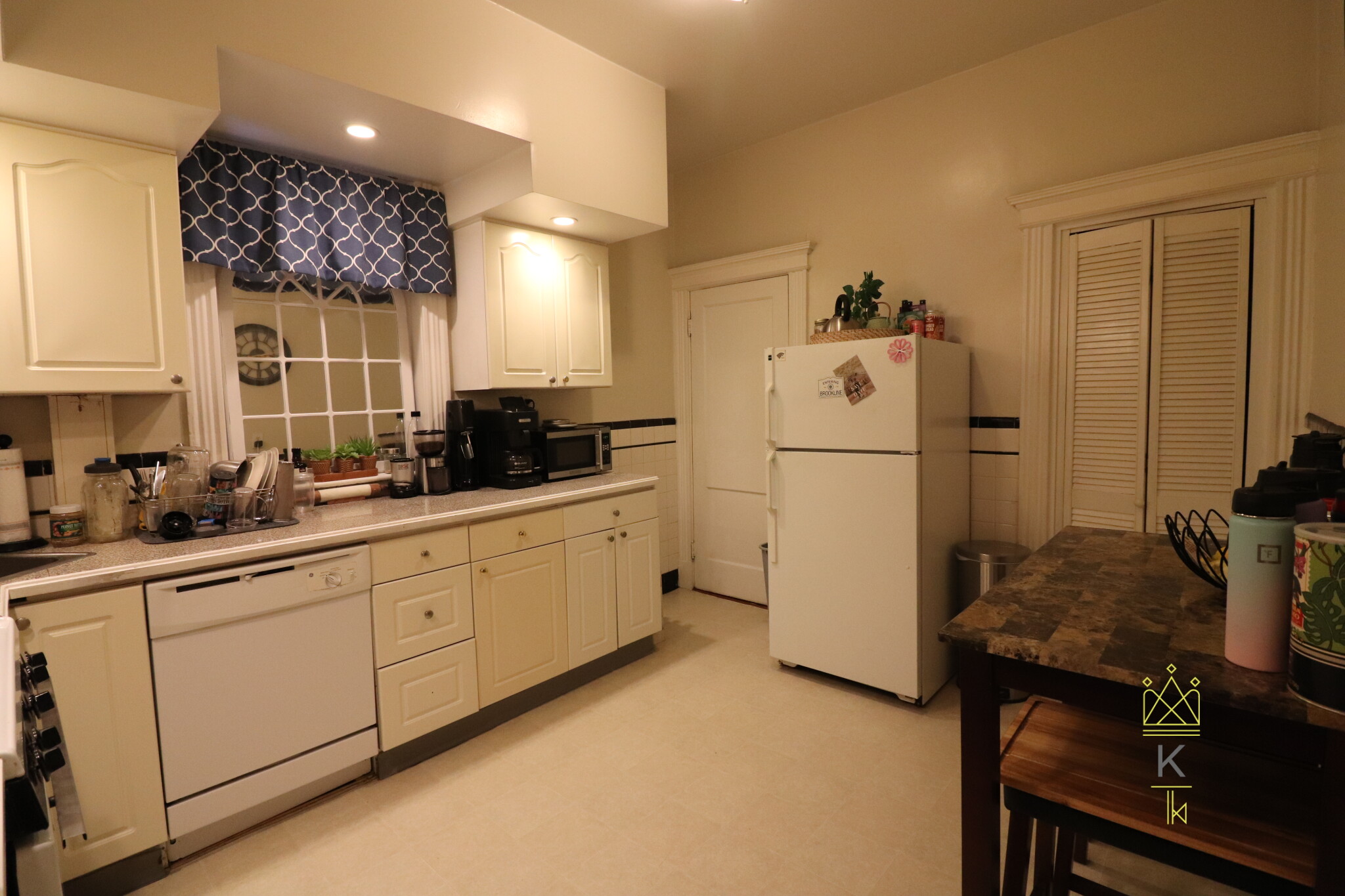 2 bed, 1 bath apartment for rent at 28 Littell Rd Unit 3, Coolidge Corner — photo 7 of 12