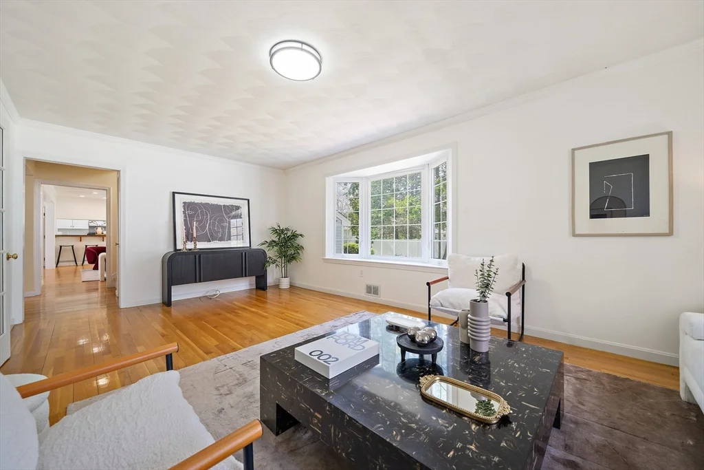 5 bed, 4+ bath apartment for rent at 28 Mansfield Rd, Wellesley — photo 12 of 41