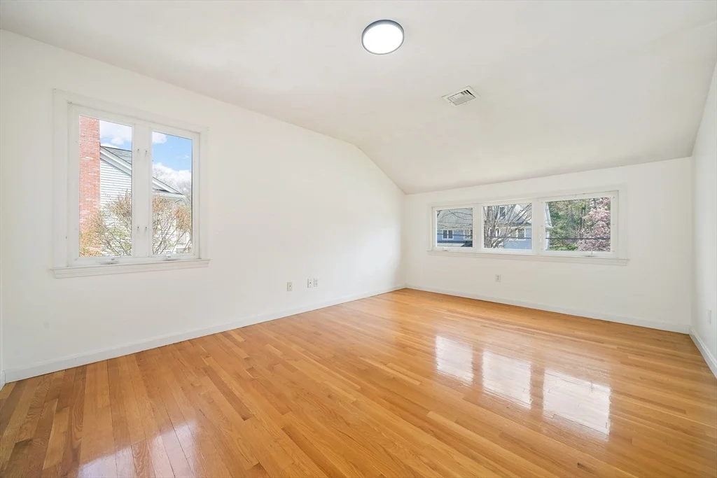 5 bed, 4+ bath apartment for rent at 28 Mansfield Rd, Wellesley — photo 28 of 41