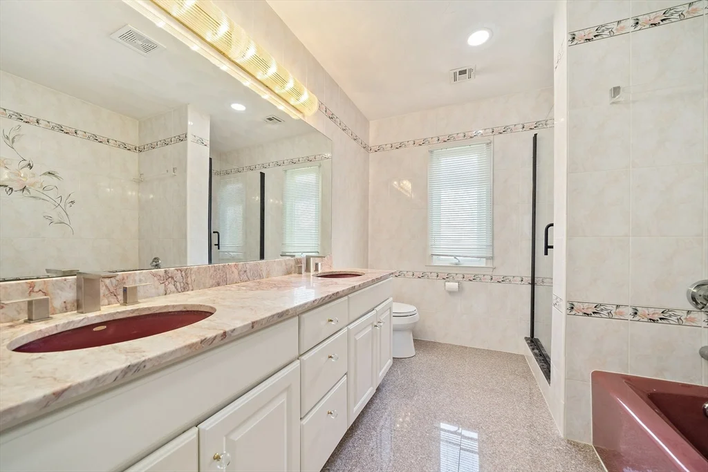 5 bed, 4+ bath apartment for rent at 28 Mansfield Rd, Wellesley — photo 23 of 41