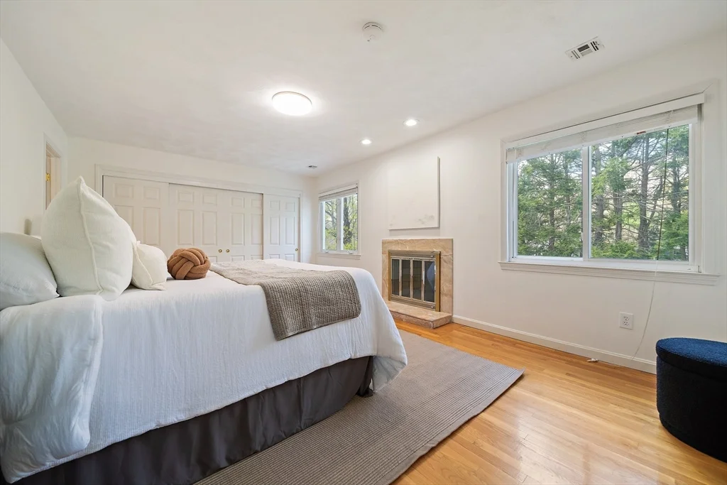 5 bed, 4+ bath apartment for rent at 28 Mansfield Rd, Wellesley — photo 21 of 41