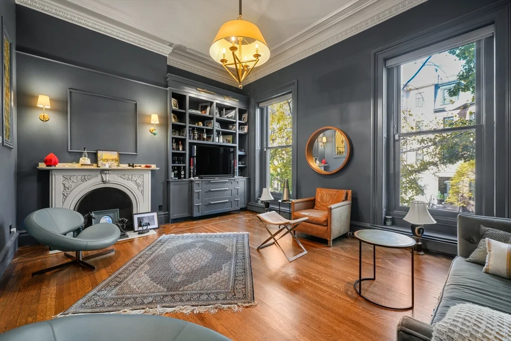 2 bed, 2 bath apartment for rent at 28 Marlborough St Unit 2, Back Bay — photo 6 of 21