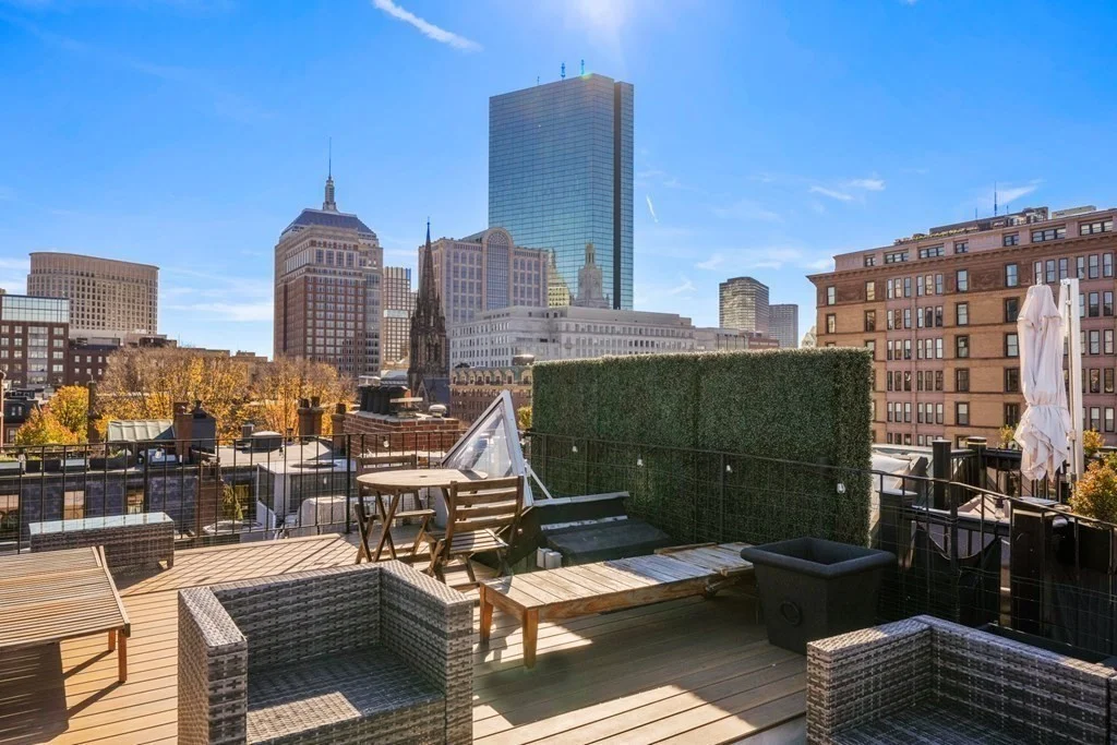 1 bed, 1 bath apartment for rent at 28 Marlborough St Unit 4, Back Bay