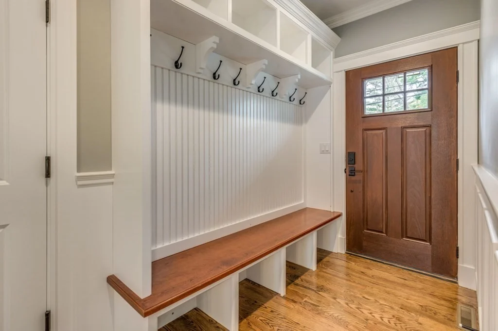 6 bed, 4+ bath apartment for rent at 28 Maurice Rd Unit 28, Wellesley — photo 11 of 25