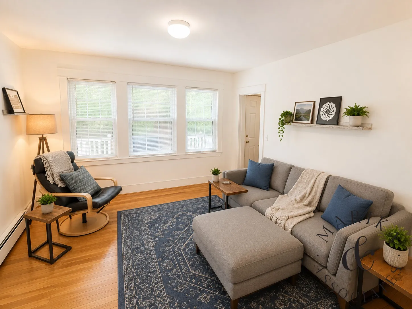 2 bed, 1 bath apartment for rent at 28 Mechanic St Unit 28, Newton Upper Falls — photo 3 of 22