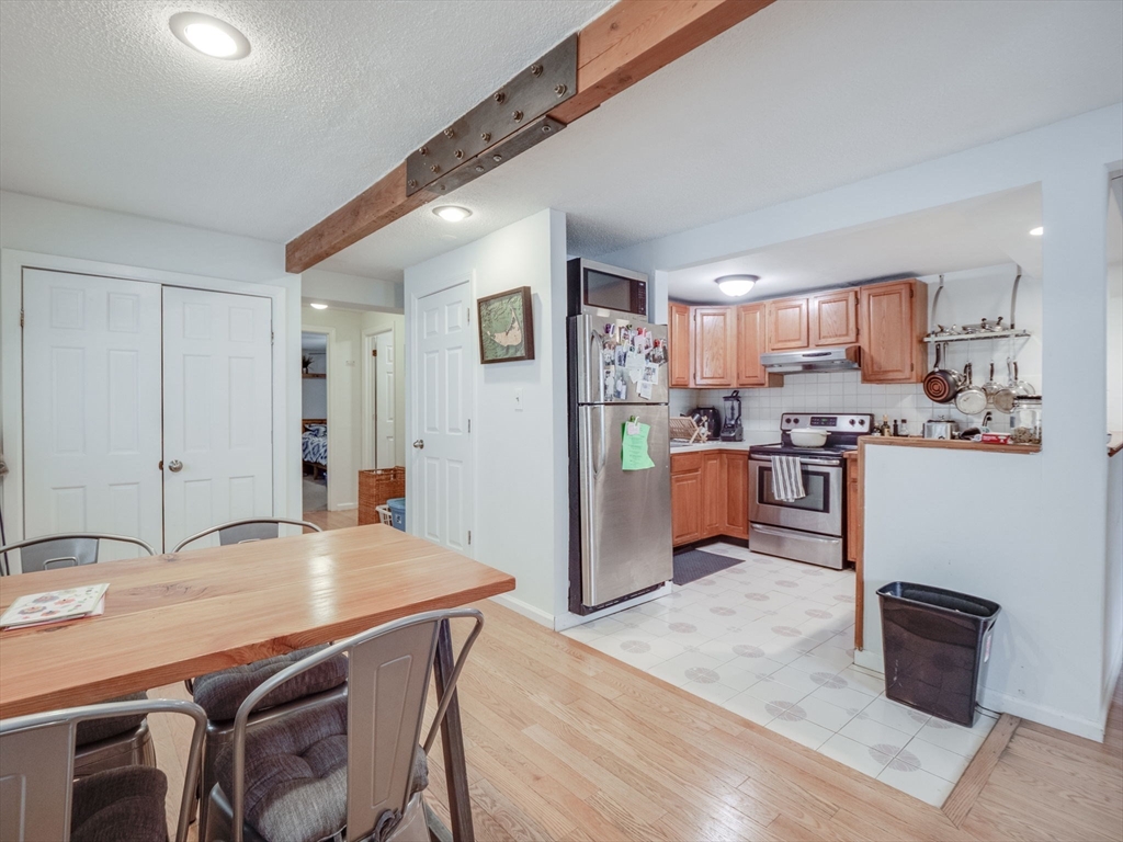 1 bed, 1 bath apartment for rent at 28 Mercer Unit 1, South Boston — photo 11 of 28