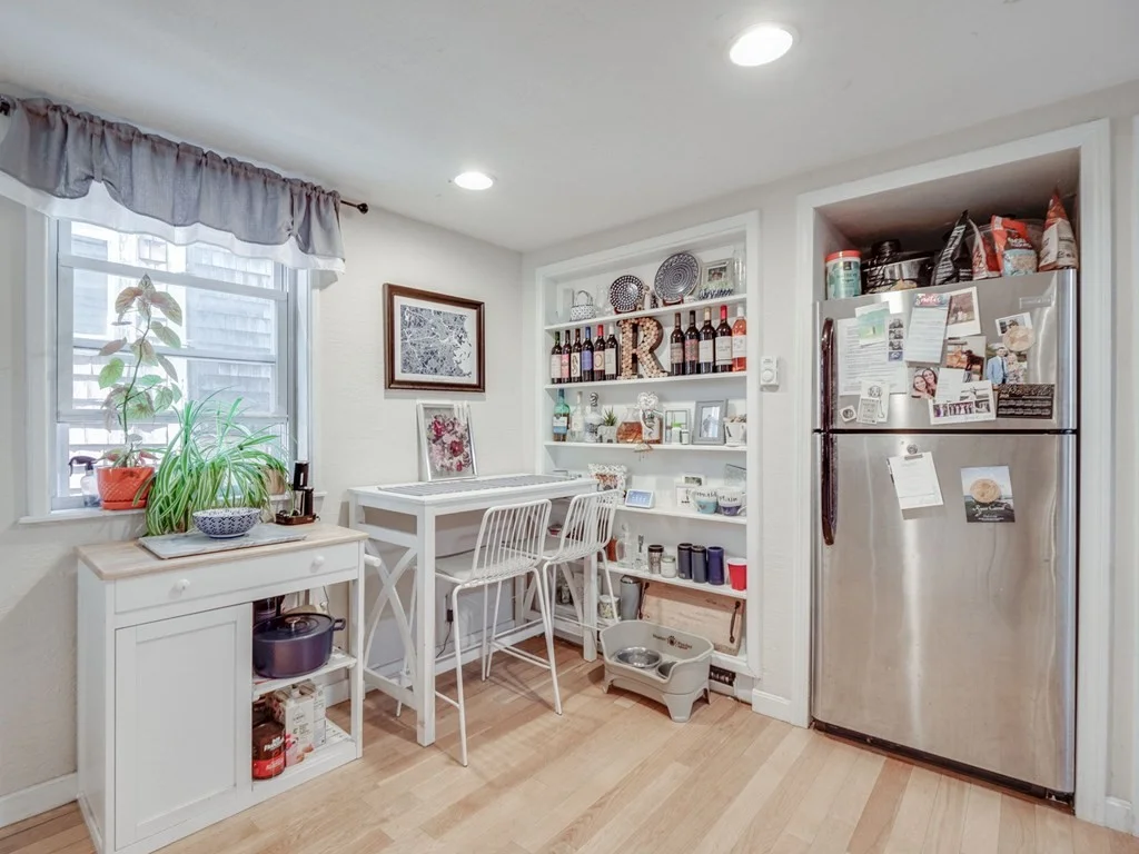 1 bed, 1 bath apartment for rent at 28 Mercer Unit 2, South Boston — photo 9 of 23