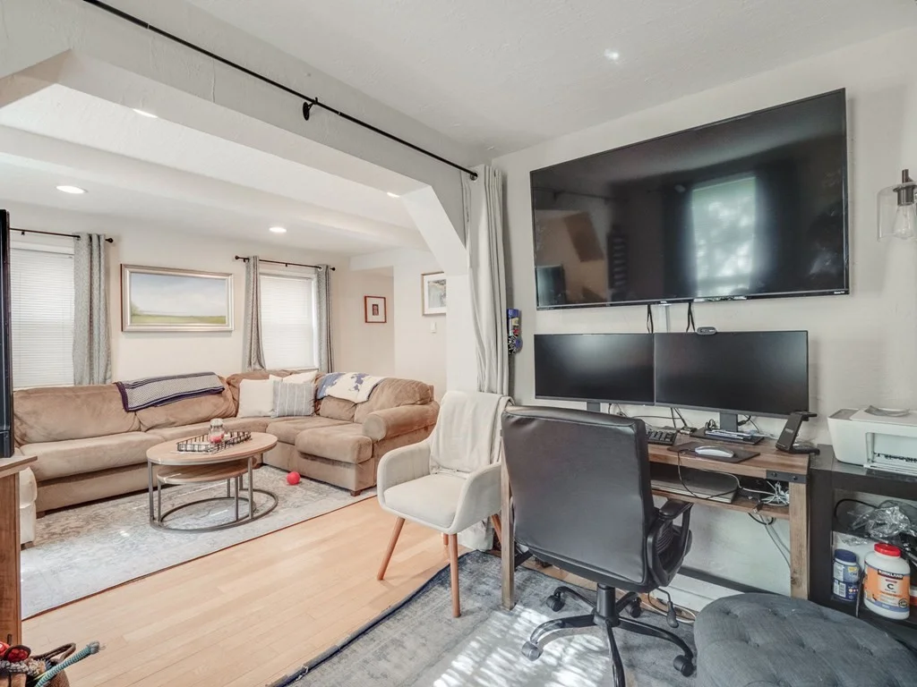 1 bed, 1 bath apartment for rent at 28 Mercer Unit 2, South Boston — photo 7 of 23